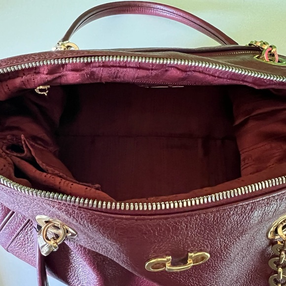 Salvatore Ferragamo Leather Shoulder Bag -
Burgundy - Picture 7 of 10